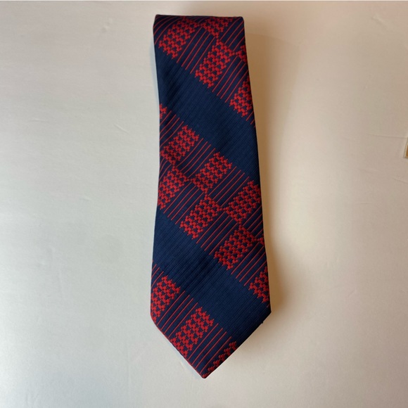 Vintage Macrae red blue big plaid wide tie polyester - Picture 4 of 11